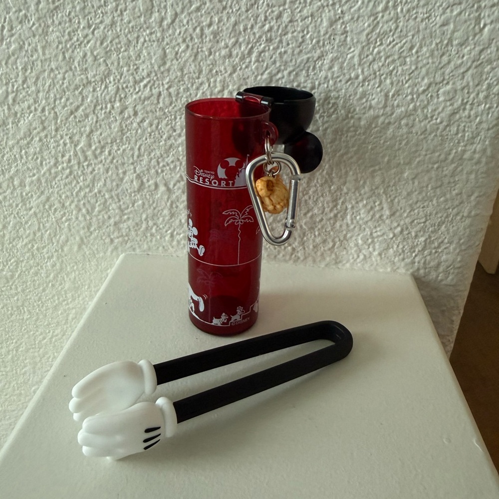 Disney Tokyo popcorn tongs